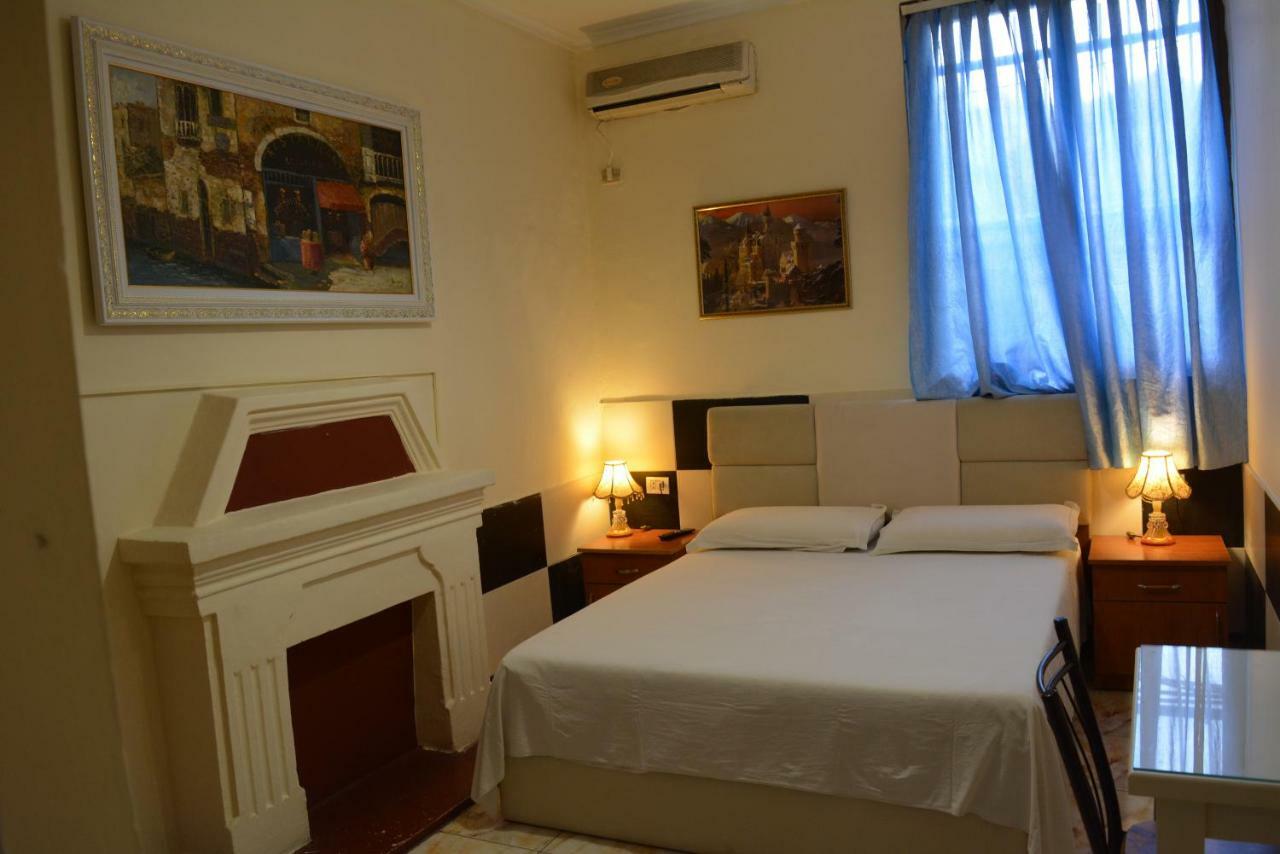 Hotel Republika Tiranë Eksteriør bilde